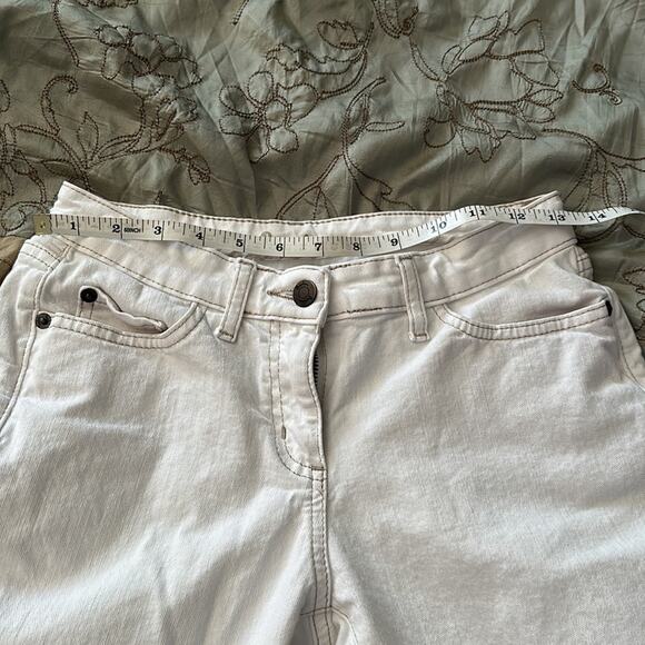 Boden | White Jeans with Beige Stitching Size 4P - Picture 6 of 11
